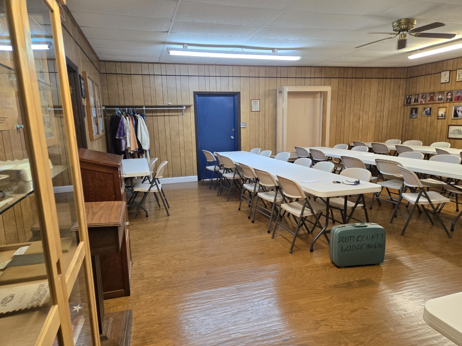 Tables and chairs arranged in the fellowship room at Scott County Lodge No. 670